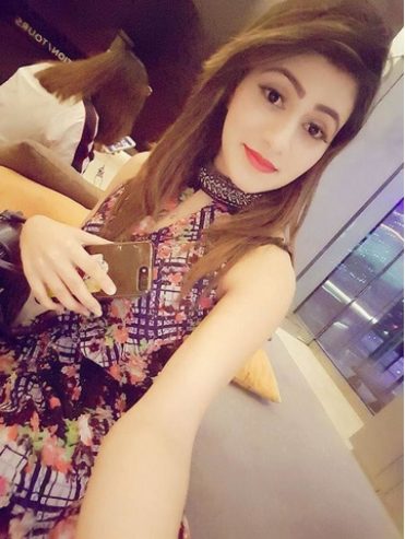 Call Girls In Karol Bagh (Delhi) ꧁❤ 8744842022❤꧂ Female Escots in Delhi