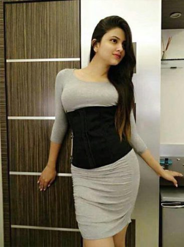 How to Select Independent Delhi Call girls for Dinner dates